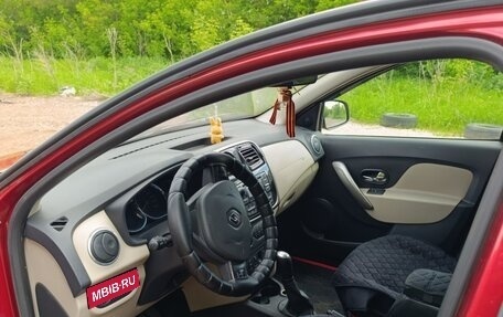 Renault Logan II, 2015 год, 640 000 рублей, 8 фотография