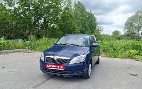 Skoda Fabia II, 2011 год, 345 000 рублей, 2 фотография