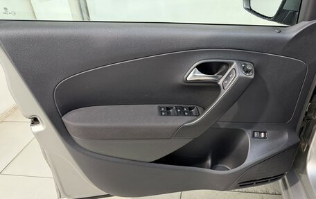 Volkswagen Polo VI (EU Market), 2018 год, 1 299 800 рублей, 7 фотография