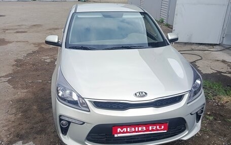 KIA Rio IV, 2020 год, 1 900 000 рублей, 2 фотография