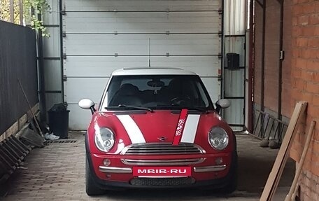 MINI Hatch, 2004 год, 670 000 рублей, 2 фотография