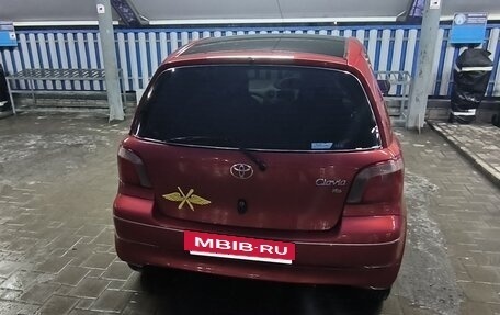Toyota Vitz, 2001 год, 440 000 рублей, 4 фотография