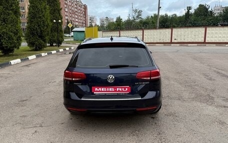 Volkswagen Passat B8 рестайлинг, 2017 год, 2 600 000 рублей, 4 фотография