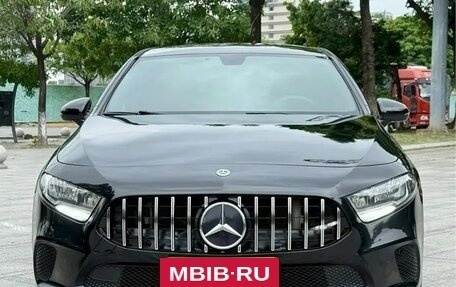 Mercedes-Benz A-Класс, 2020 год, 1 770 000 рублей, 2 фотография