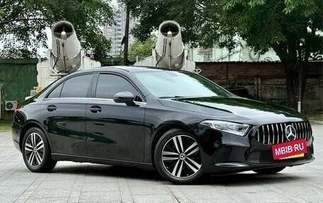 Mercedes-Benz A-Класс, 2020 год, 1 770 000 рублей, 3 фотография
