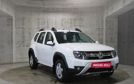 Renault Duster I рестайлинг, 2017 год, 1 236 000 рублей, 3 фотография