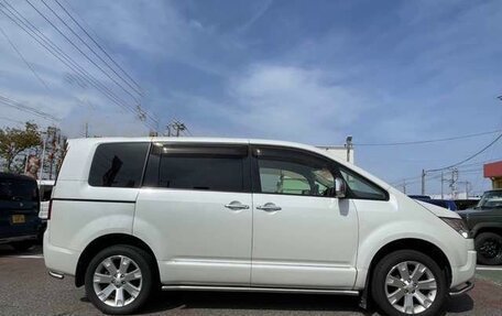 Mitsubishi Delica D:5 I, 2018 год, 1 982 000 рублей, 4 фотография