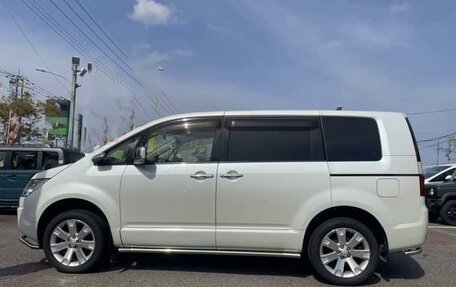 Mitsubishi Delica D:5 I, 2018 год, 1 982 000 рублей, 8 фотография
