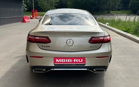 Mercedes-Benz E-Класс, 2018 год, 4 250 000 рублей, 3 фотография