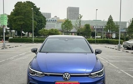Volkswagen Golf VIII, 2021 год, 1 350 898 рублей, 3 фотография