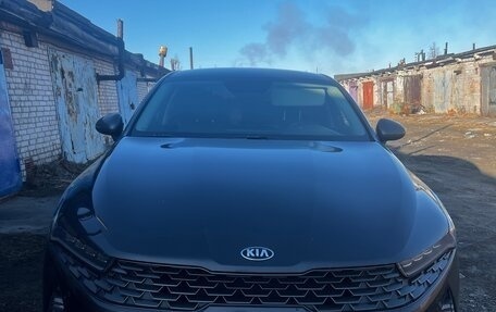KIA K5, 2021 год, 2 400 000 рублей, 6 фотография