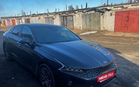 KIA K5, 2021 год, 2 400 000 рублей, 8 фотография