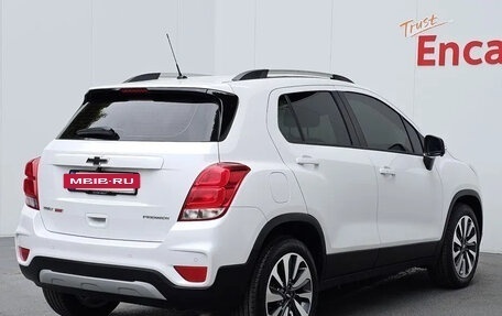 Chevrolet Trax, 2022 год, 1 220 111 рублей, 2 фотография