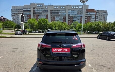 Toyota RAV4, 2016 год, 2 330 000 рублей, 7 фотография