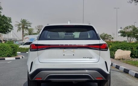 Lexus RX IV рестайлинг, 2024 год, 10 000 898 рублей, 2 фотография