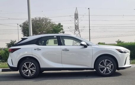 Lexus RX IV рестайлинг, 2024 год, 10 000 898 рублей, 3 фотография