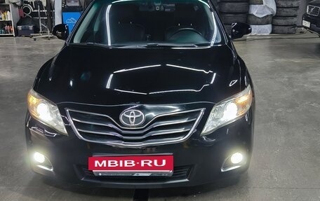 Toyota Camry, 2010 год, 1 270 000 рублей, 2 фотография