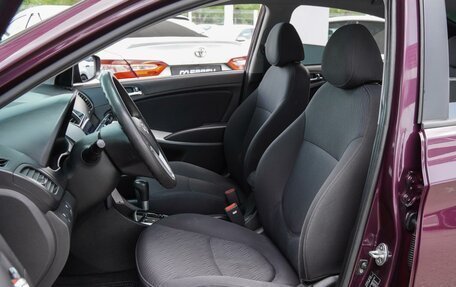 Hyundai Solaris II рестайлинг, 2011 год, 890 000 рублей, 10 фотография