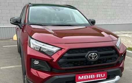 Toyota RAV4, 2023 год, 3 600 000 рублей, 1 фотография