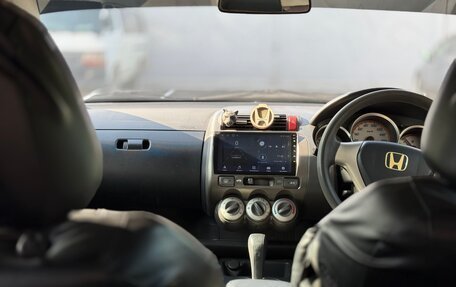 Honda Fit III, 2005 год, 435 000 рублей, 1 фотография