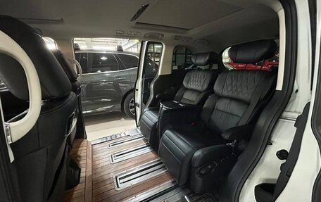 Honda Elysion, 2021 год, 3 060 200 рублей, 6 фотография