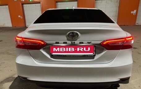 Toyota Camry, 2019 год, 2 550 000 рублей, 5 фотография