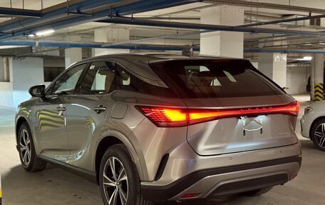 Lexus RX IV рестайлинг, 2025 год, 7 600 000 рублей, 5 фотография
