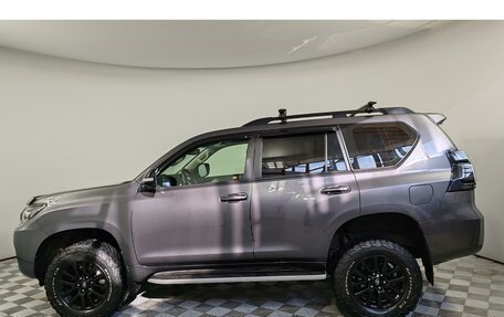 Toyota Land Cruiser Prado 150 рестайлинг 2, 2021 год, 6 290 000 рублей, 8 фотография