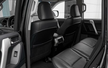 Toyota Land Cruiser Prado 150 рестайлинг 2, 2012 год, 2 999 000 рублей, 11 фотография