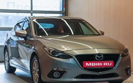 Mazda Axela, 2016 год, 1 320 000 рублей, 2 фотография