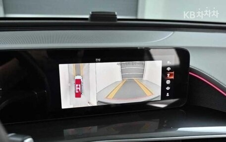 Mercedes-Benz EQC, 2022 год, 2 990 000 рублей, 8 фотография
