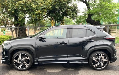 Toyota Yaris Cross, 2022 год, 1 405 000 рублей, 4 фотография