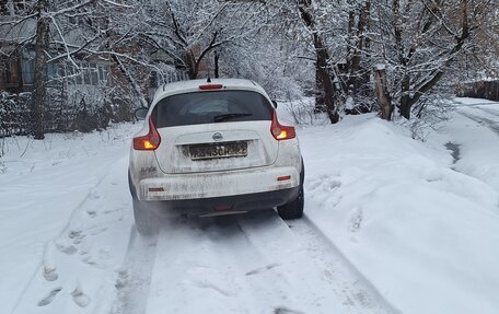 Nissan Juke II, 2013 год, 977 000 рублей, 2 фотография