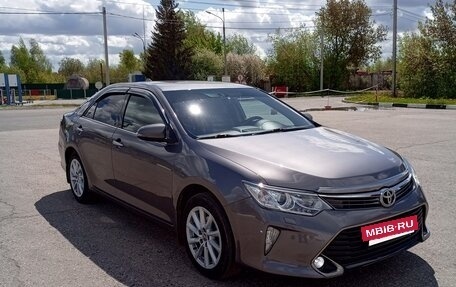 Toyota Camry, 2016 год, 2 000 000 рублей, 6 фотография