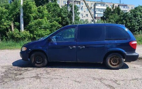 Chrysler Voyager IV, 2001 год, 235 000 рублей, 2 фотография