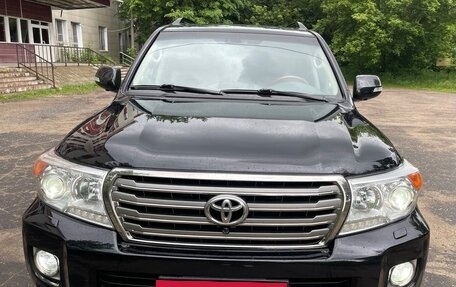 Toyota Land Cruiser 200, 2014 год, 4 999 990 рублей, 4 фотография