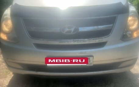Hyundai Grand Starex Grand Starex I рестайлинг 2, 2010 год, 700 000 рублей, 3 фотография