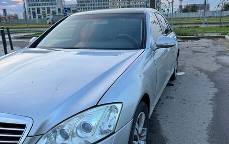 Mercedes-Benz S-Класс, 2009 год, 500 000 рублей, 3 фотография
