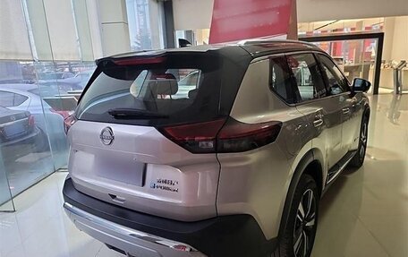 Nissan X-Trail, 2023 год, 2 860 000 рублей, 4 фотография