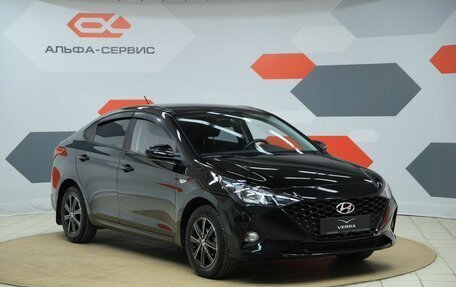 Hyundai Solaris II рестайлинг, 2021 год, 1 530 000 рублей, 3 фотография