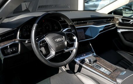 Audi A7, 2018 год, 4 400 000 рублей, 17 фотография