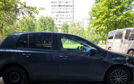 Volkswagen Golf VI, 2010 год, 700 000 рублей, 3 фотография