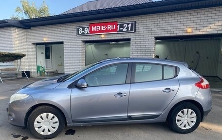 Renault Megane III, 2010 год, 700 000 рублей, 2 фотография