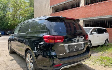 KIA Carnival III, 2019 год, 2 900 000 рублей, 6 фотография