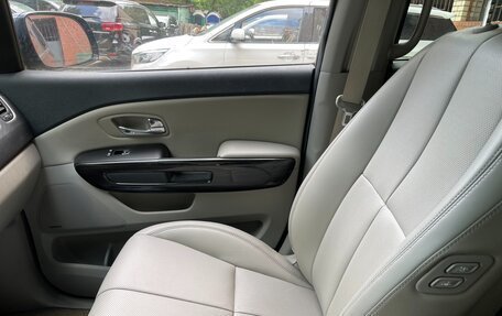 KIA Carnival III, 2019 год, 2 900 000 рублей, 14 фотография