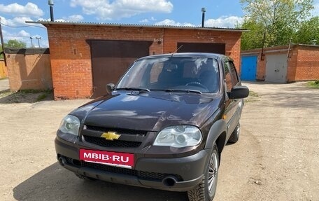 Chevrolet Niva I рестайлинг, 2009 год, 445 000 рублей, 4 фотография