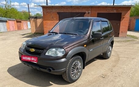 Chevrolet Niva I рестайлинг, 2009 год, 445 000 рублей, 2 фотография