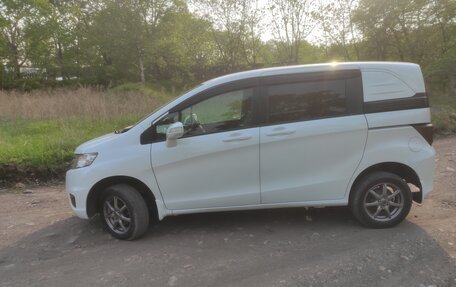 Honda Freed I, 2013 год, 1 100 000 рублей, 4 фотография