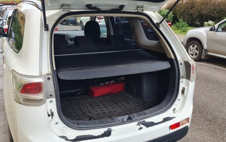 Mitsubishi Outlander III рестайлинг 3, 2012 год, 990 000 рублей, 5 фотография