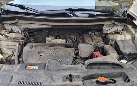 Mitsubishi Outlander III рестайлинг 3, 2012 год, 990 000 рублей, 9 фотография